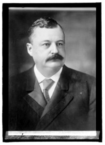 Sen. Boise Penrose, Pa. Harris Ewing, 9-22-19 LCCN2016844752