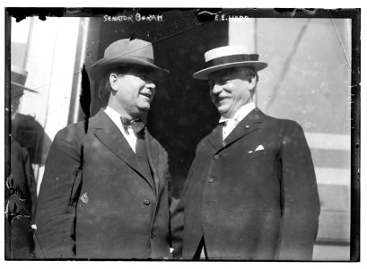 Sen. Borah and E.E. Hard LCCN2014687118