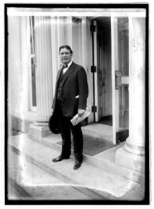 Sen. Borah LCCN2016846761