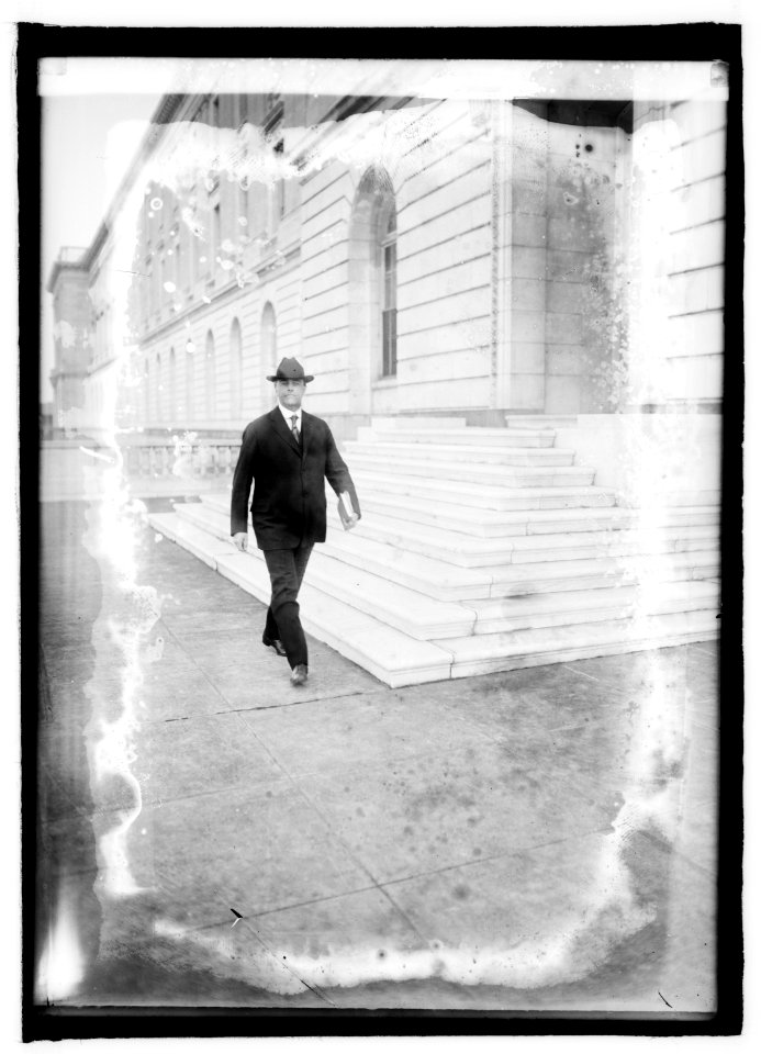 Sen. Frank B. Willis of Ohio LCCN2016845028