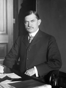 Sen. Kirby of Arkansas LCCN2016825968 (cropped)
