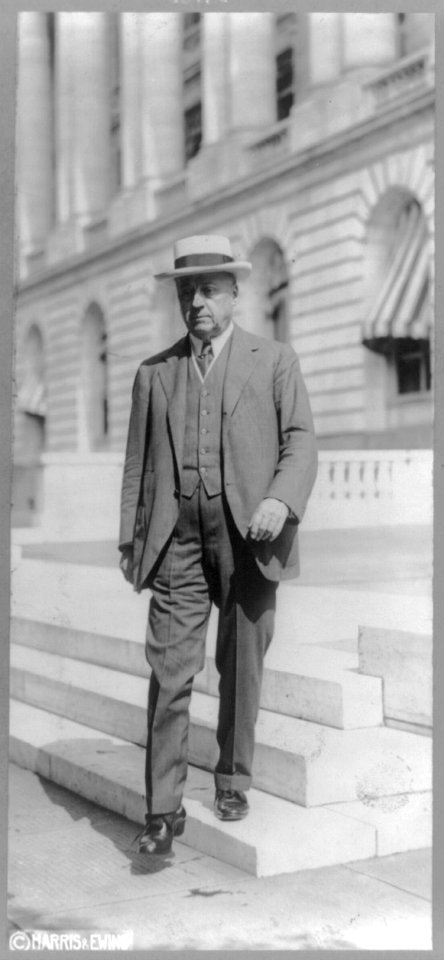 Sen. Philander C. Knox LCCN2016646919