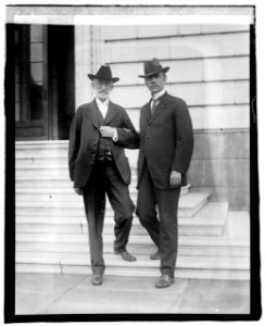 Sen. Reed Smoot & Heber J. Grant, Pres. of Mormon Church LCCN2016819849