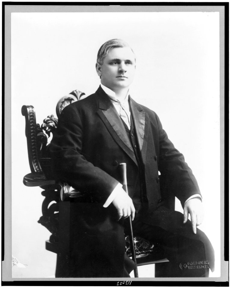 Sen. Thomas P. Gore, three-quarter length portrait, seated, facing slightly right LCCN95502495
