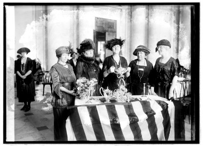 Senate Ladies luncheon), 2-22-21 LCCN2016844957