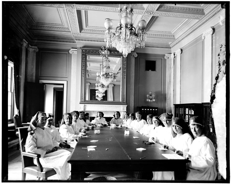 Senate Women LOC hec.13854