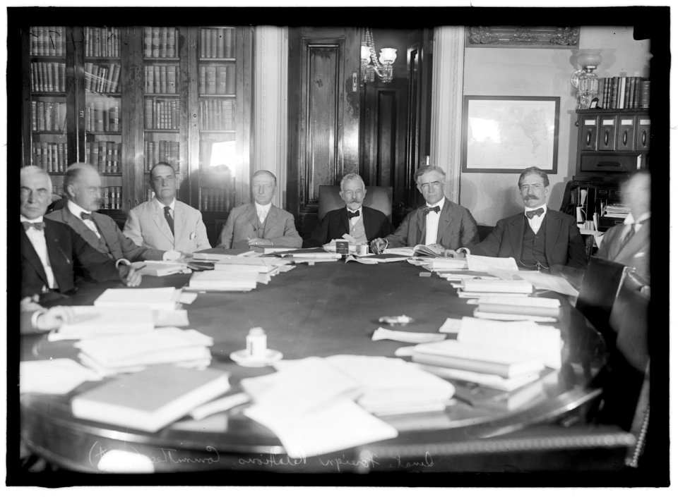 SENATE, COMMITTEES. FOREIGN RELATIONS. WARREN G. HARDING; BLURRED; FRANK B. BRANDEGEE; BLURRED; HENRY CABOT LODGE, CHAIRMAN; GILBERT M. HITCHCOCK; CLAUDEA. SWANSON; OTHERS BLURRED LCCN2016870406
