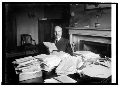 Senator Calder, 3-11-22 LCCN2016846141