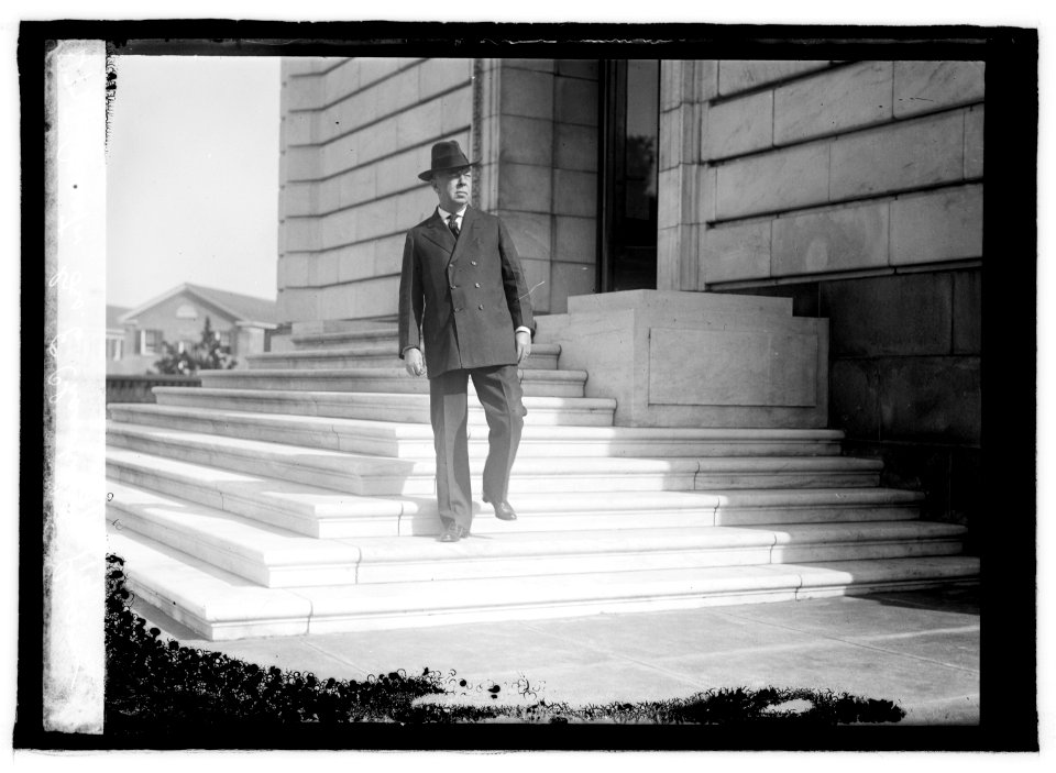 Senator Geo. E. Chamberlain, Oregon, 9-16-19 LCCN2016844736