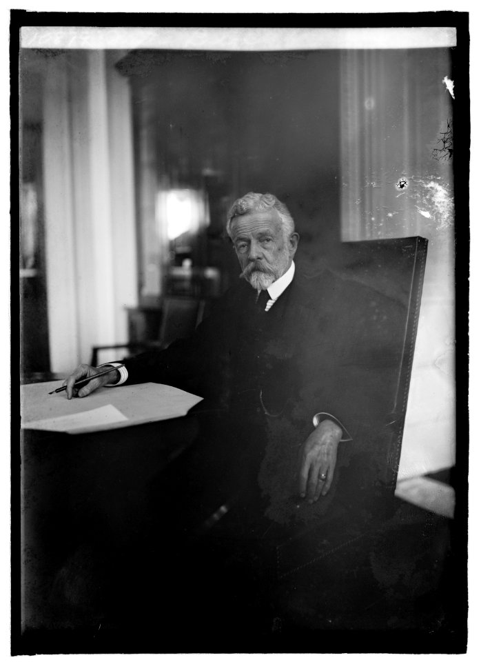 Senator Lodge LCCN2016822148