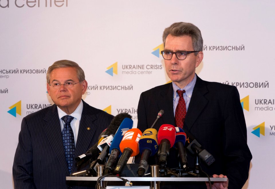Senator Robert Menendez, CODEL, Kyiv, Ukraine, Sept. 1, 2014 (14929311208)