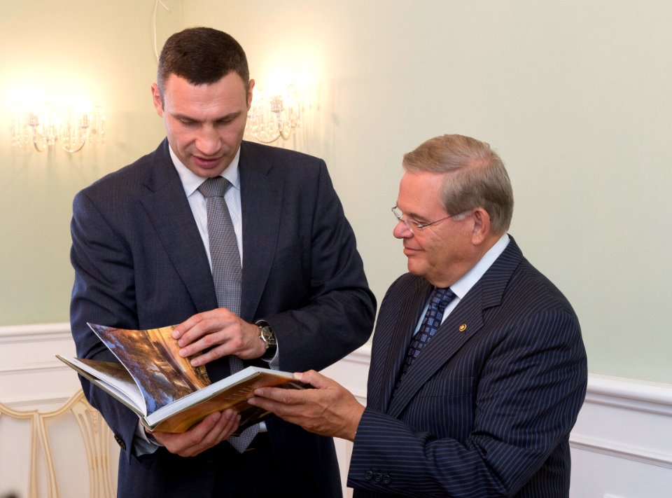 Senator Robert Menendez, CODEL, Kyiv, Ukraine, Sept. 1, 2014 (15115504602)