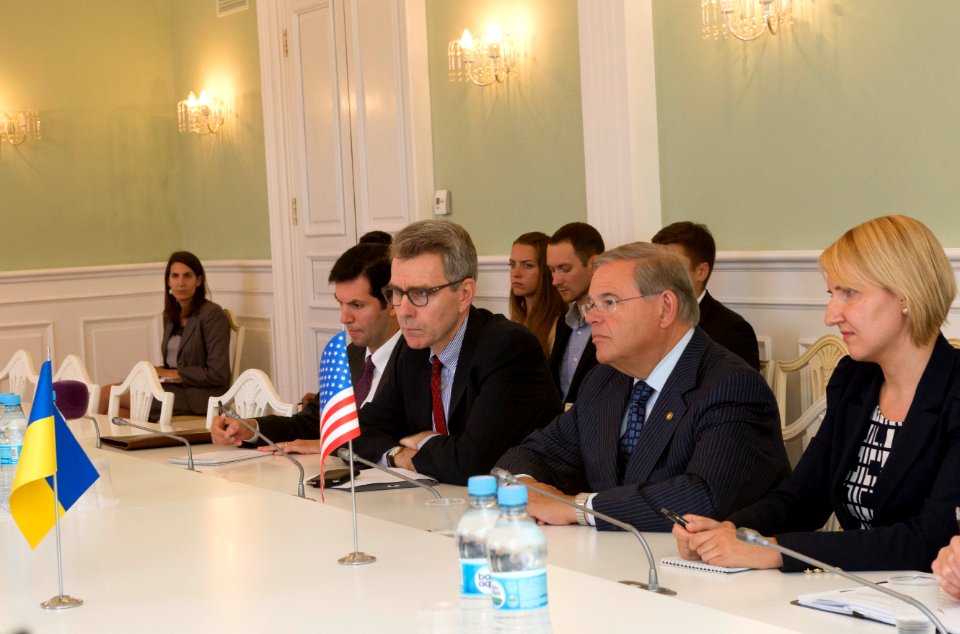 Senator Robert Menendez, CODEL, Kyiv, Ukraine, Sept. 1, 2014 (14929317847)