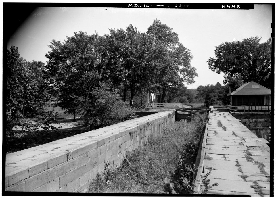 Seneca Aqueduct Rileys Lock 24 from HABS