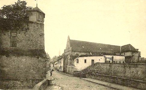 Senlis (60), ancienne église des Carmes