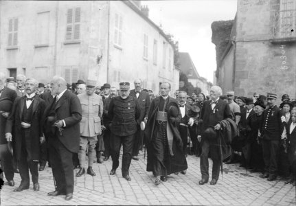Senlis, anniversaire 1917, (commémoration en l'honneur de M. Eugène Odent, ancien maire et martyr de Senlis, 2 septembre), Raux (préfet de l'Oise)