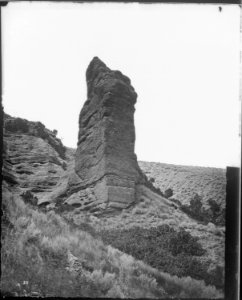 Sentinel Rock, near junction of Echo with the Weber Canyon. Summit County, Utah. - NARA - 516637
