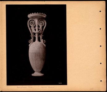 Sepulchral vase 2