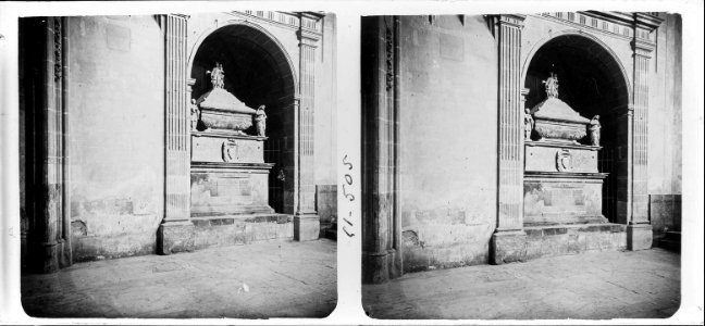 Sepulcre a l ' interior de la catedral de Tarragona (SaP 505 11b)