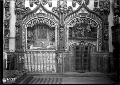 Sepulcres a l'interior de la catedral vella de Salamanca (AFCEC MORELLO A 0192)