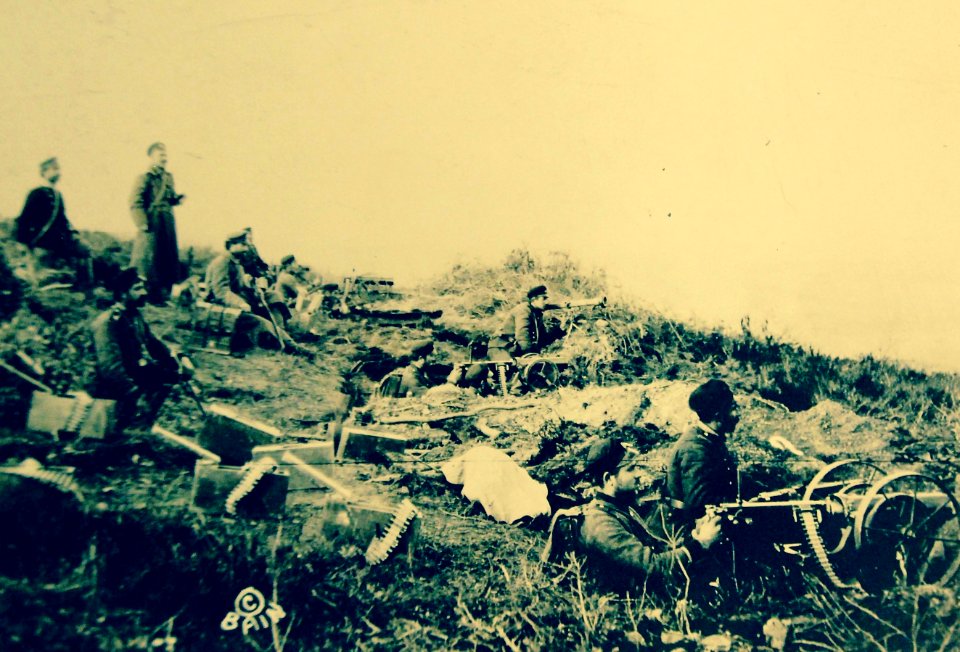Serbian machine gunners in the mountains during WWI, January 11, 1915 (28944793483)
