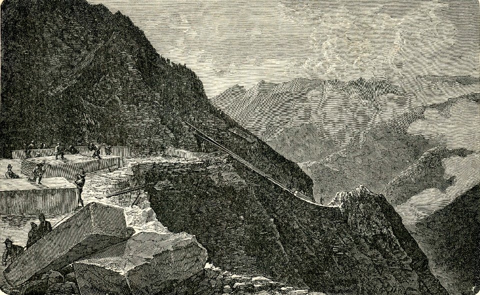 Seravezza cava di marmo bianco nel monte Altissimo