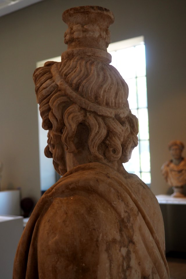 Serapis-Inv 8945-P8190061