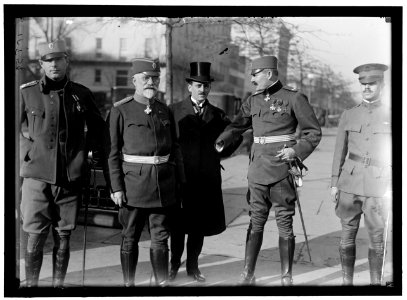 SERBIAN MISSION TO THE U.S. ATL. LT. COL. MICHAILO MENADOVITCH; DR. SIMA LOZANITCH, FORMER MINISTER TO LONDON; FRONT, DR. MILENKO VESVITCH, HEAD OF THE MISSION; FRONT, GEN. MICHAILO LCCN2016868784
