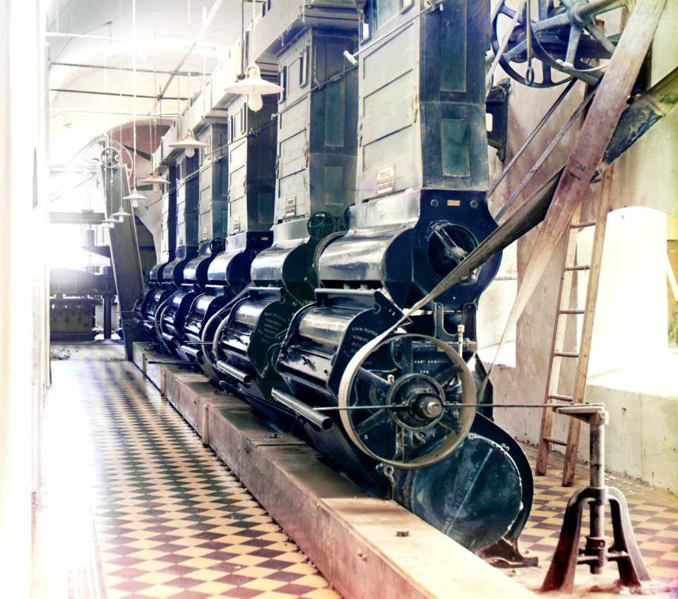 Sergei Prokudin-Gorskii, Cotton textile mill, Tashkent, ca. 1910