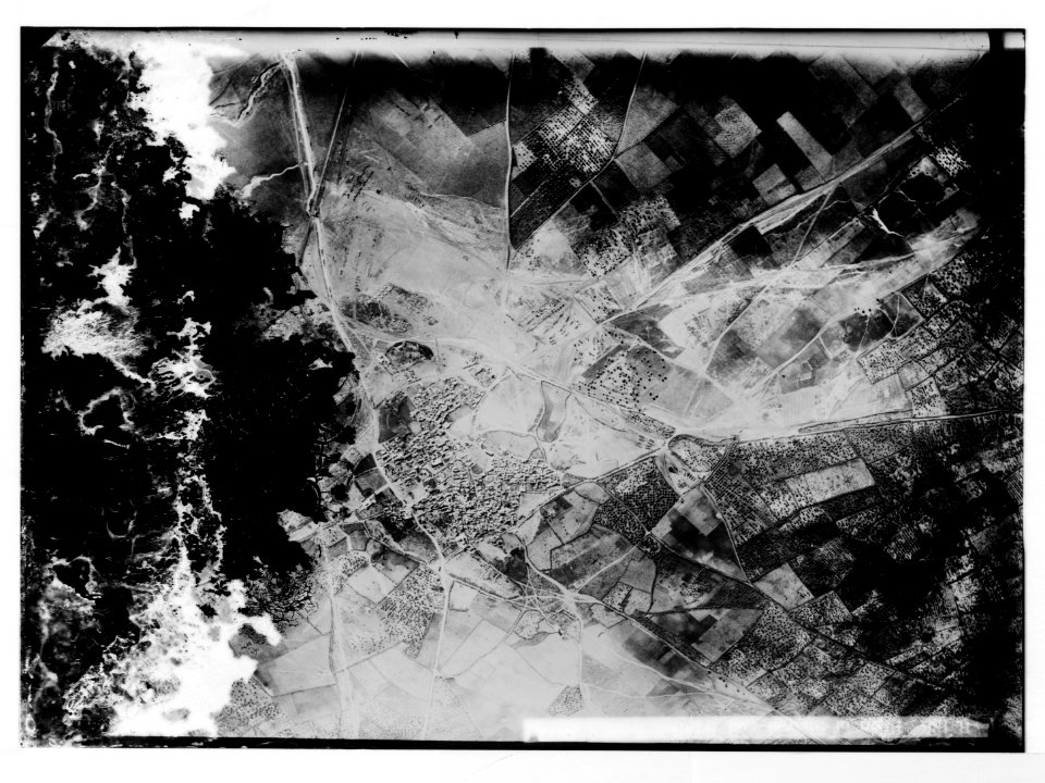 Series of first aerial photographs of Palestine and Syria. Plain of Sharon and Ramleh from 4500 m. LOC matpc.05586