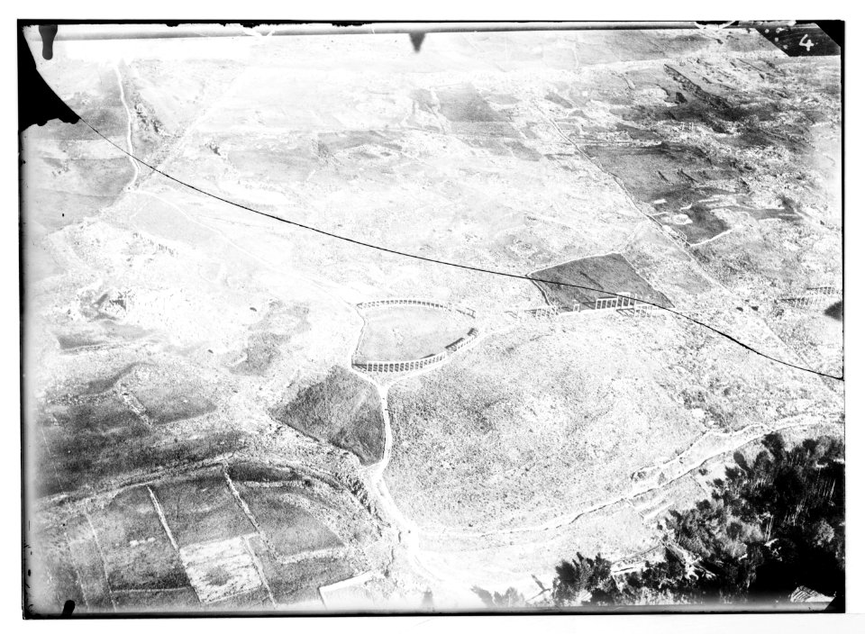 Series of first aerial photographs of Palestine and Syria. Ruins of Jerash. LOC matpc.05594