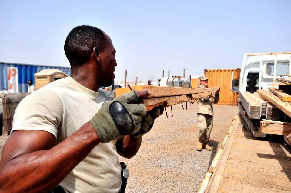 Service members help Djiboutian locals after fire DVIDS195682