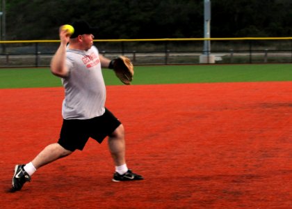 Service members play baseball DVIDS267475