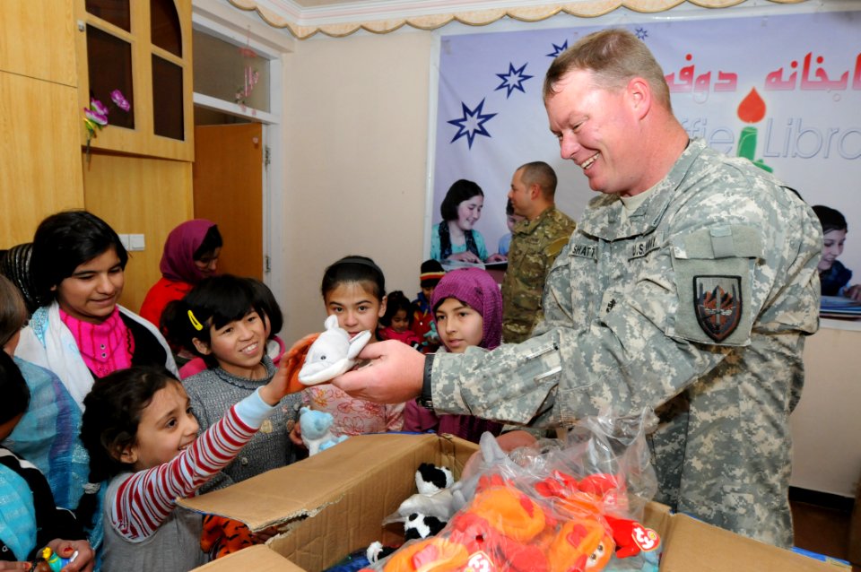 Service Members Visit Orphanage DVIDS351073