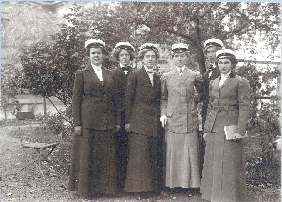 Sex studenter i Uppsala oktober 1911