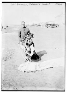 Sgt. Bottrell, parachute jumper LCCN2014711708