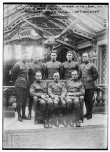 Sgt. J.M. Biedenback, Sgt. V.C. Hoffman, Sgt. M.J. Beale, Sgt. H.A. Chapman, Sgt. R.C. McNally, Lt. W.J. Reed, Maj. J.G. Thornell, Capt. Dale Mabry LCCN2014712111