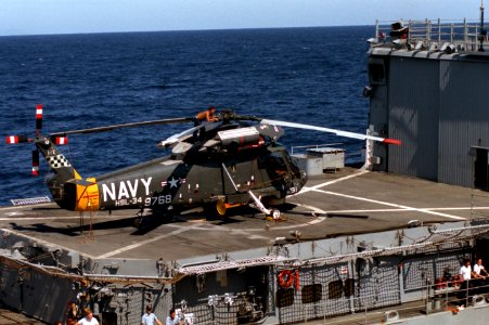 SH-2F HSL-34 on USS Deyo (DD-989) 1982