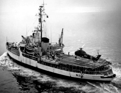SH-34J landing on USCGC Westwind (WAGB-281) 1961
