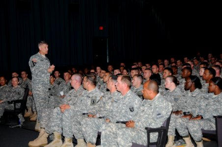 Sgt. Maj. of the Army Visits Fort Rucker (7838840202)