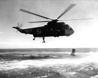 SH-3A Sea King of HS-6 practices Mercury space capsule recovery 1963