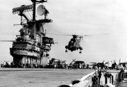 SH-3A Sea King of HS-3 takes off from USS Randolph (CVS-15) in September 1965