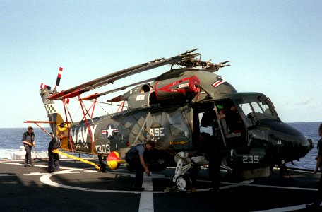 SH-2F HSL-34 on USS John Hancock (DD-981) 1986