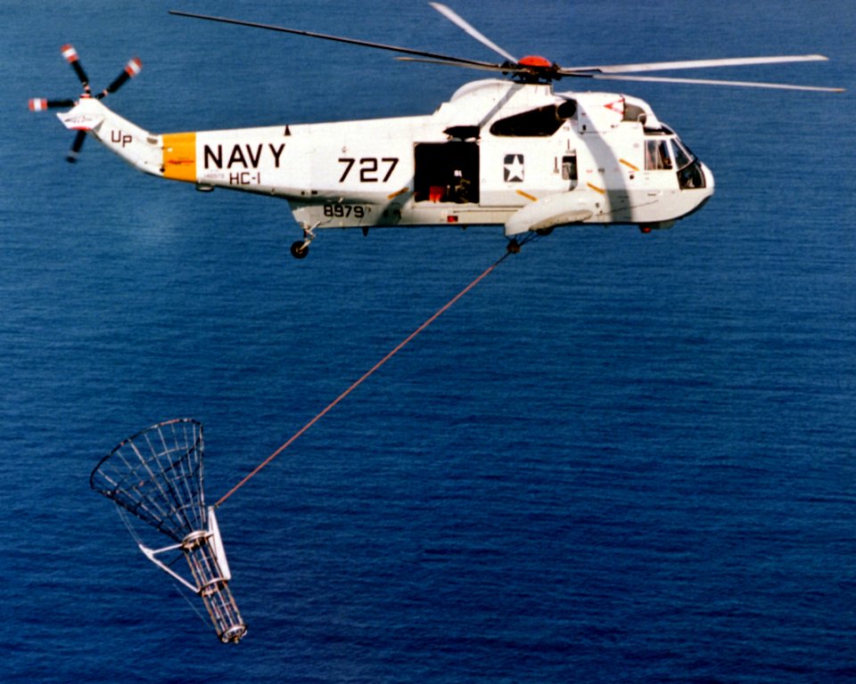 SH-3 HC-1 with torpedo recovery basket 1980