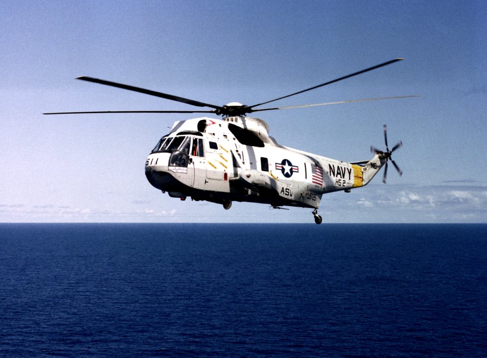 SH-3H Sea King HS-2 in flight in 1983