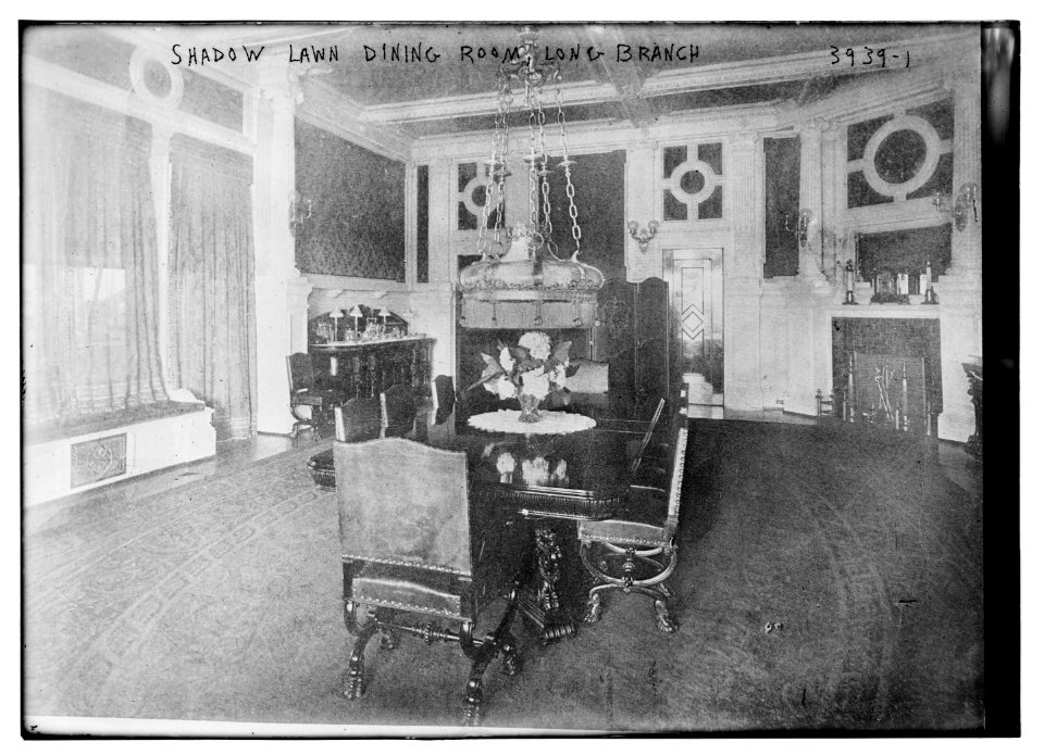 Shadow Lawn Dining Room, Long Branch LCCN2014702373