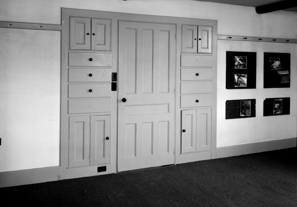 Shaker furniture12