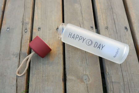 Cup plank drink water