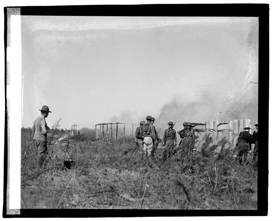 Sham battle, Camp Meade LCCN2016828650