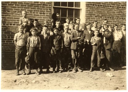 Shaw Cotton Mills. Overseer grouped all the workers, and several of them are surely under 13, and several began work under 13 last year. LOC nclc.02951